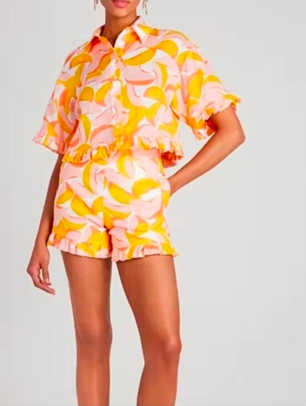 New Kate Spade Peaches Shorts. Size 8